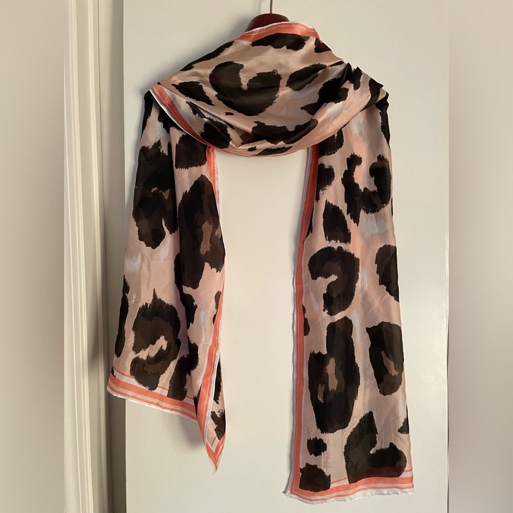 Vince Camuto Rectangular Satin Scarf 18 x 70” Peach/Black Animal Print